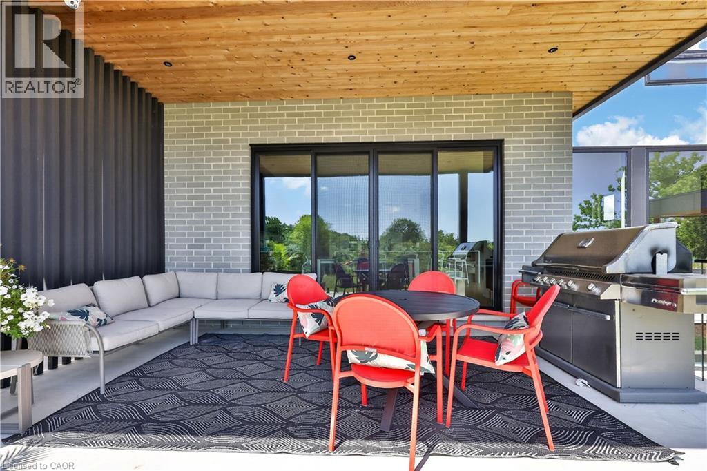 70 Upper Mount Albion Road, Hamilton, ON - Outdoor With Deck Patio Veranda With Exterior