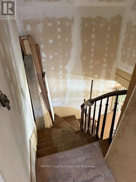 98 Trafalgar Street, Goderich (Goderich (Town)), ON - Indoor Photo Showing Other Room