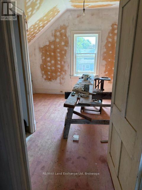 98 Trafalgar Street, Goderich (Goderich (Town)), ON - Indoor Photo Showing Other Room