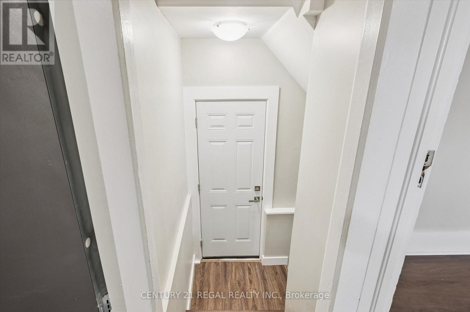 14 Stirling Avenue N, Kitchener, ON - Indoor Photo Showing Other Room