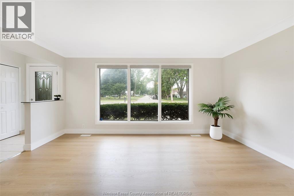 4100 Mount Royal, Windsor, ON - Indoor Photo Showing Other Room
