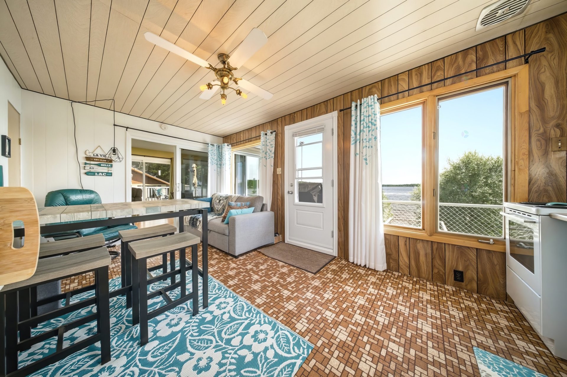 Coin-repas - 3225 Ch. Des Villégiateurs, Labrecque, QC - Outdoor With Deck Patio Veranda With Exterior