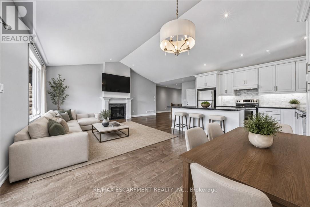 VIRTUALLY STAGED - 602 Cochrane Road, Hamilton, ON - Indoor With Fireplace