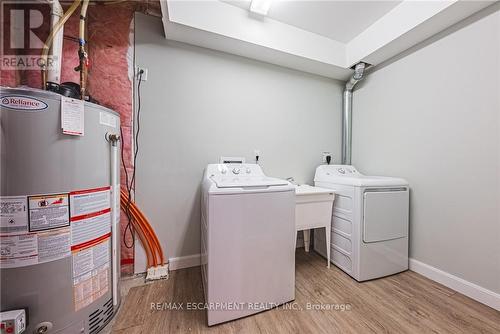 602 Cochrane Road, Hamilton, ON - Indoor Photo Showing Other Room