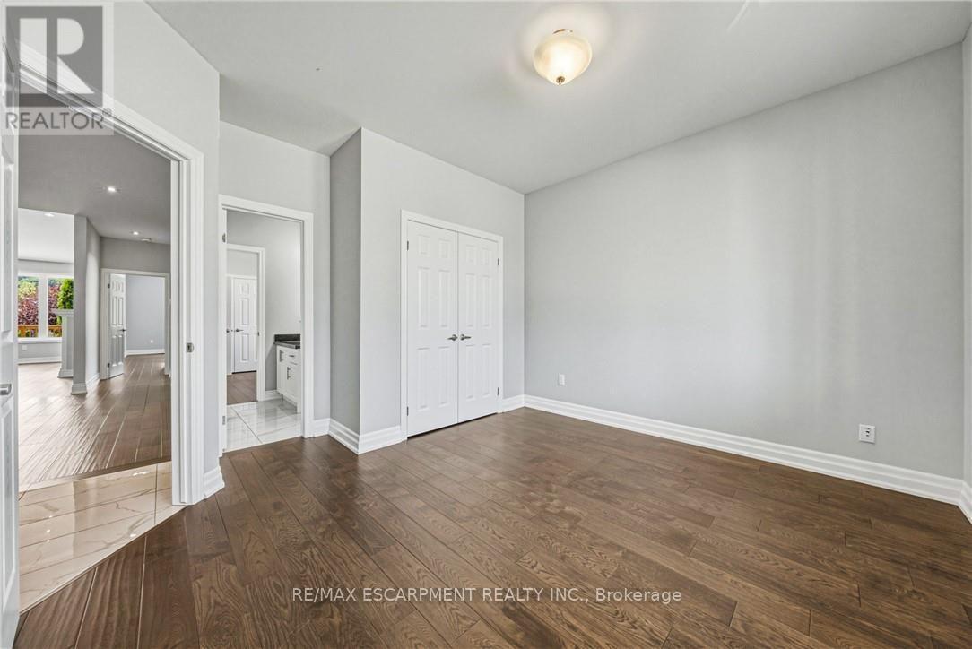 602 Cochrane Road, Hamilton, ON - Indoor Photo Showing Other Room
