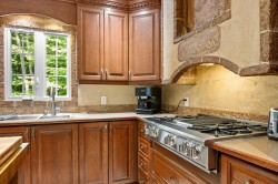 Kitchen - 