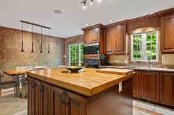 Kitchen - 