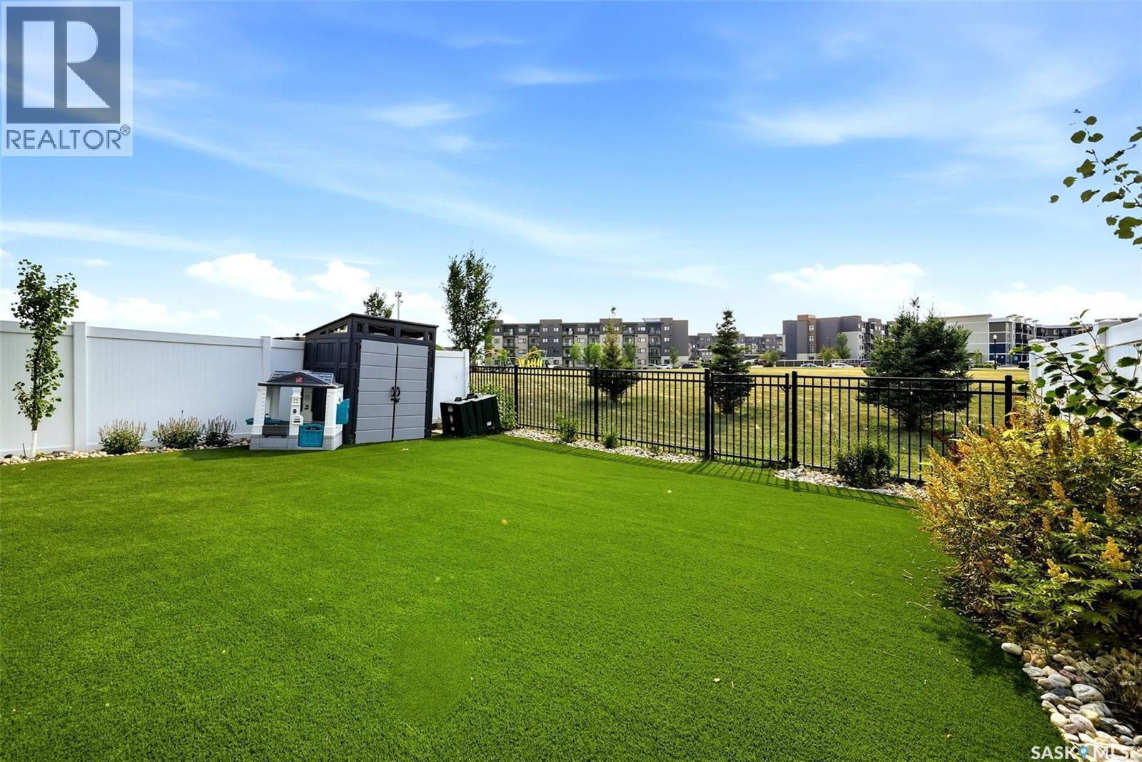 5209 E Green Crescent, Regina, SK - Outdoor