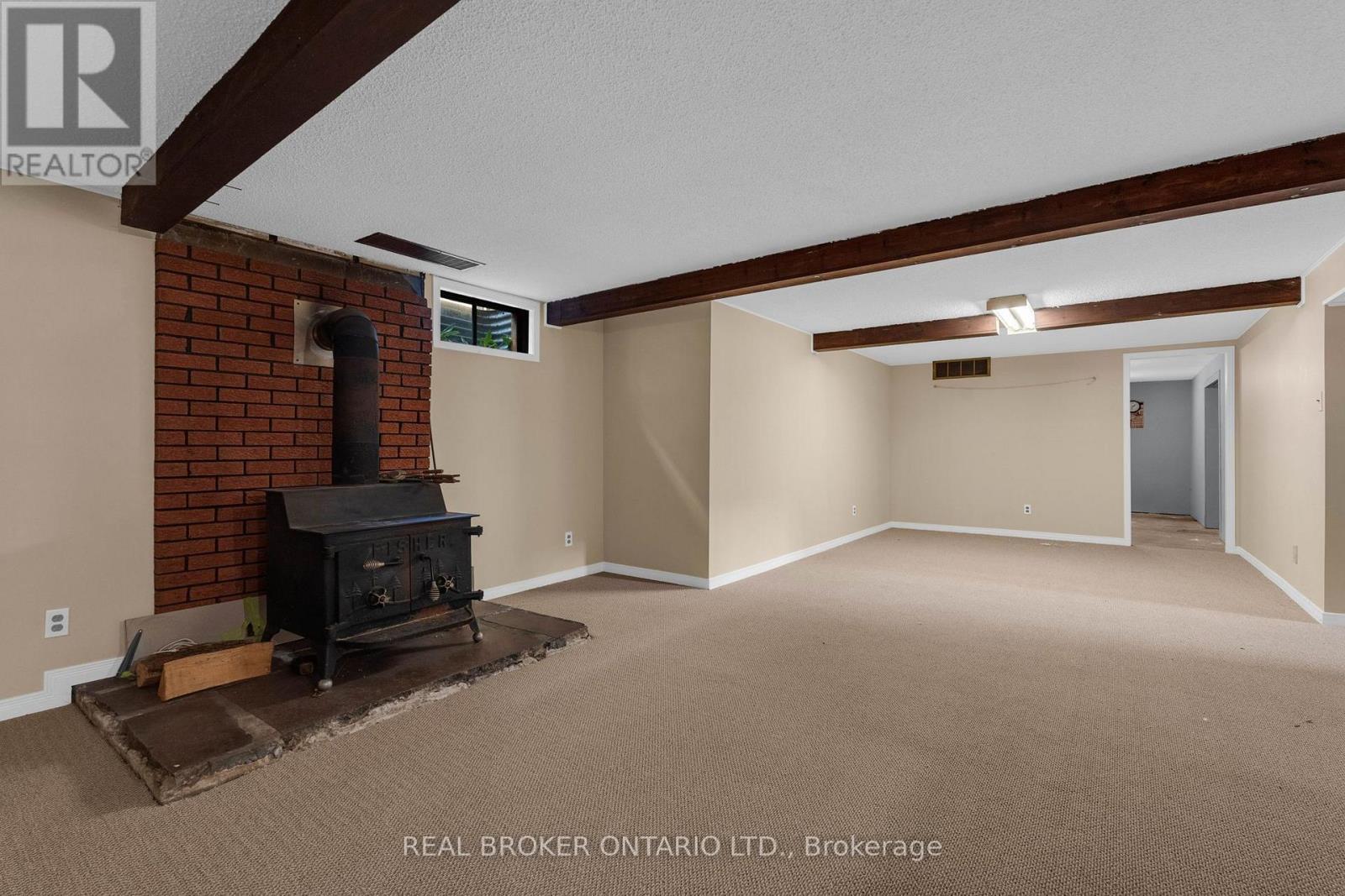 277 Cook Street, Barrie, ON - Indoor Photo Showing Other Room