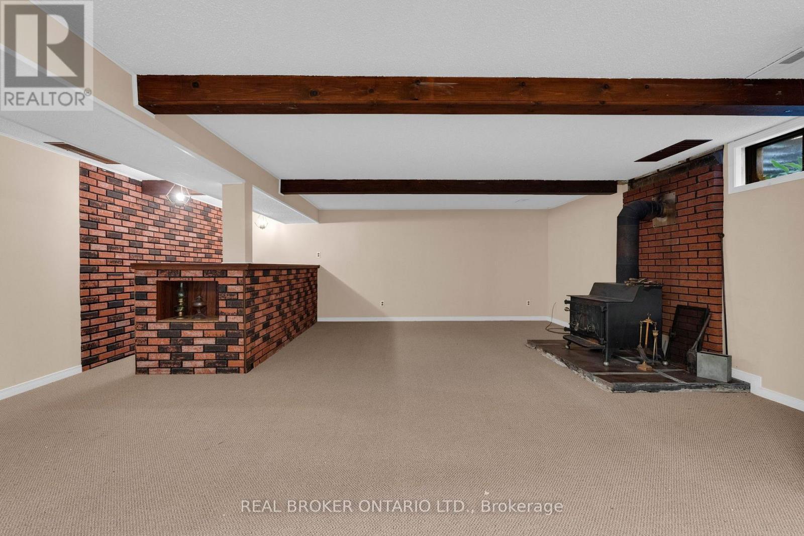 277 Cook Street, Barrie, ON - Indoor Photo Showing Other Room