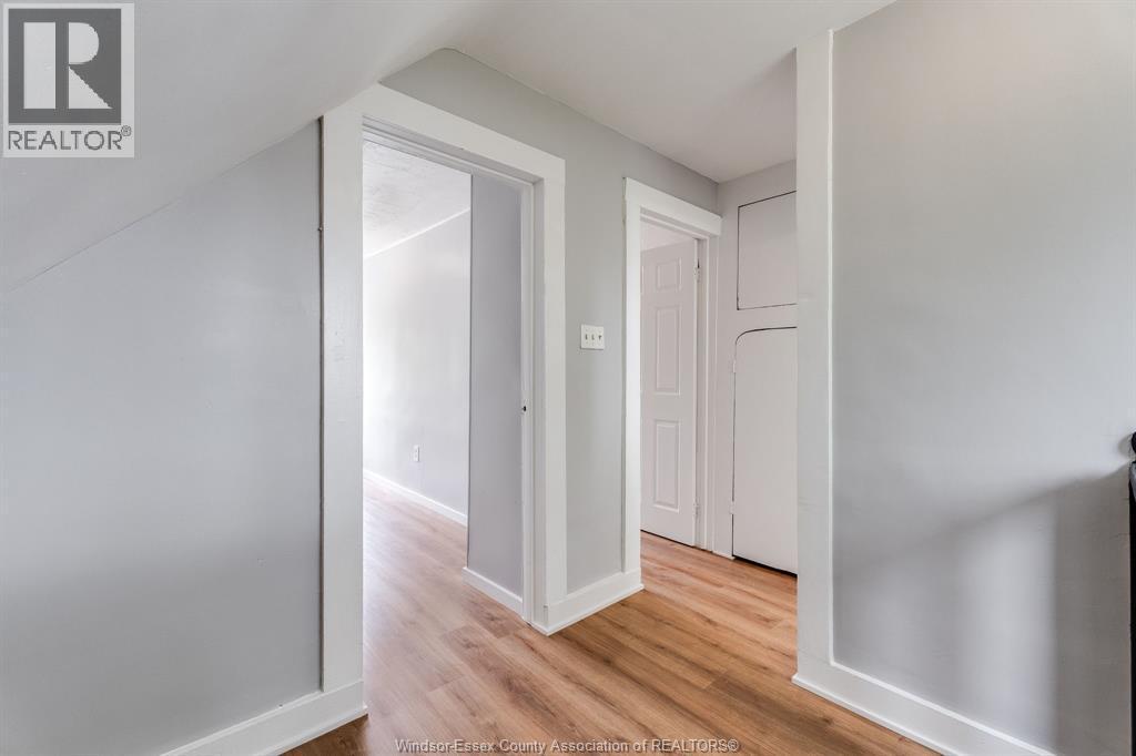 1563 Albert Road, Windsor, ON - Indoor Photo Showing Other Room