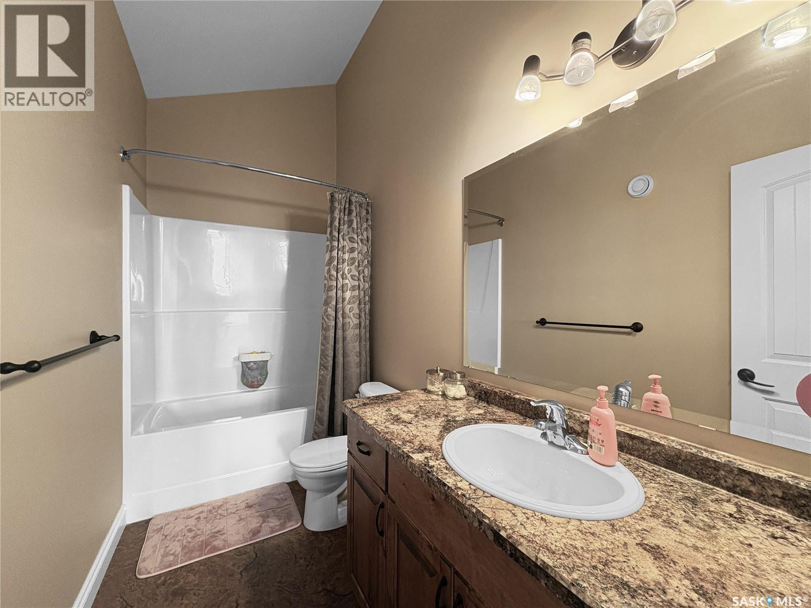 412 Birch Drive, Maidstone, SK - Indoor Photo Showing Bathroom