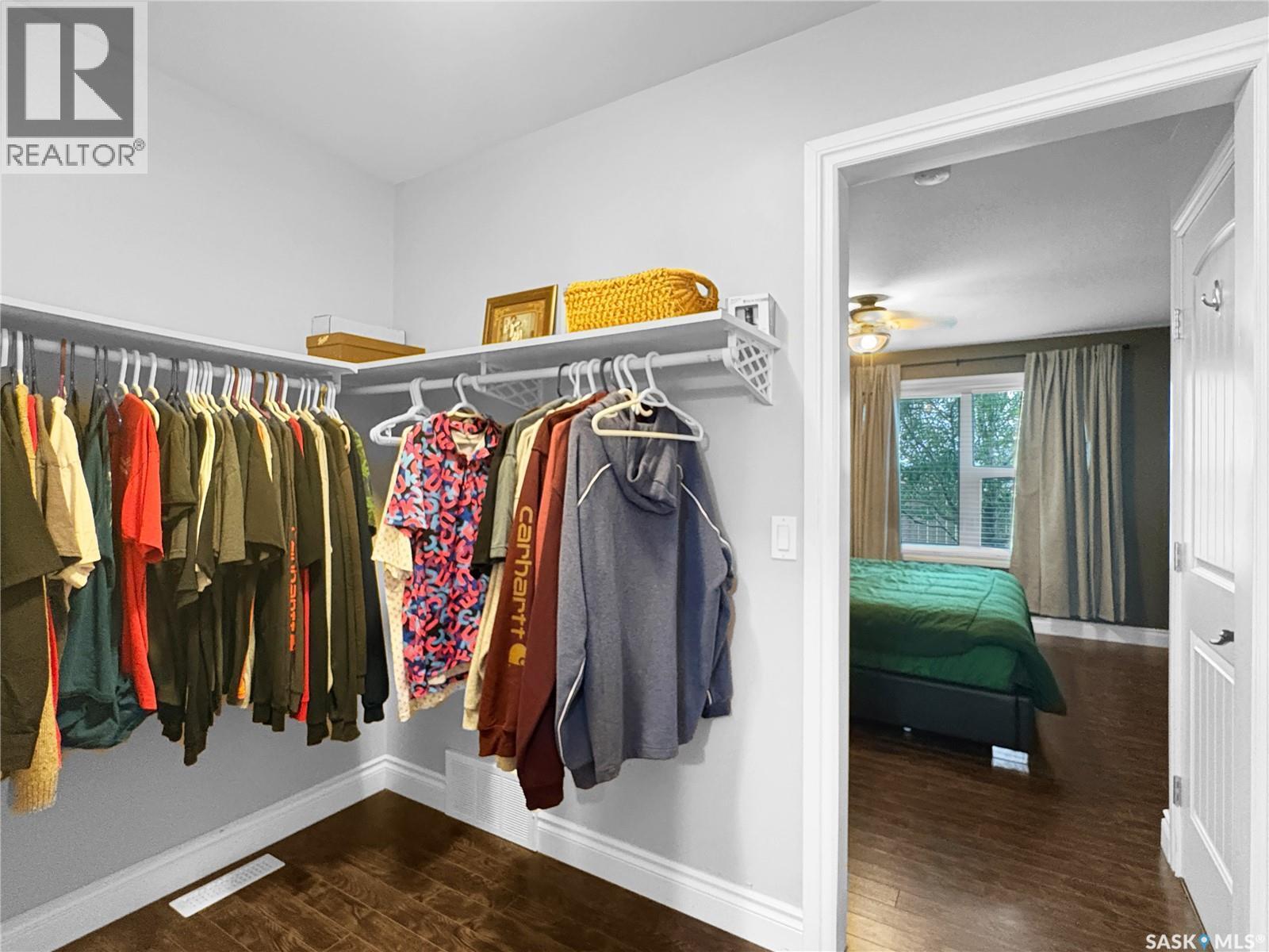 412 Birch Drive, Maidstone, SK - Indoor With Storage