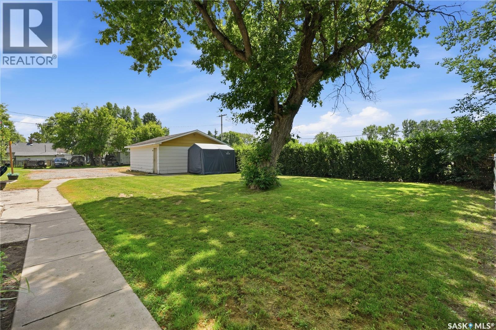 54 Hill Street, Eyebrow, SK - Outdoor