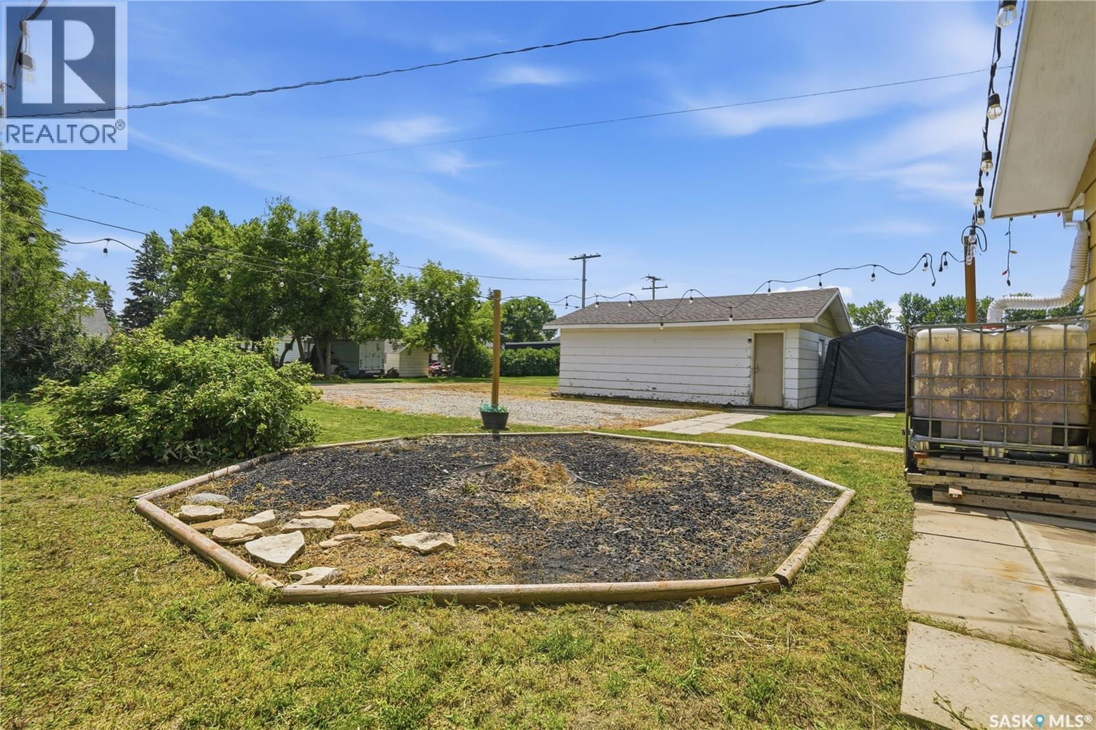 54 Hill Street, Eyebrow, SK - Outdoor