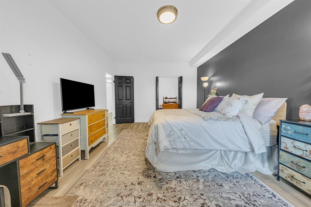 306-4850 Grand Boulevard, Windsor, ON - Indoor Photo Showing Bedroom