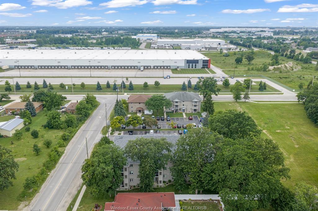 306-4850 Grand Boulevard, Windsor, ON - Outdoor With View