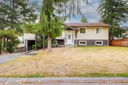 1534 Edgemont Rd Saanich, BC V8N 4P9