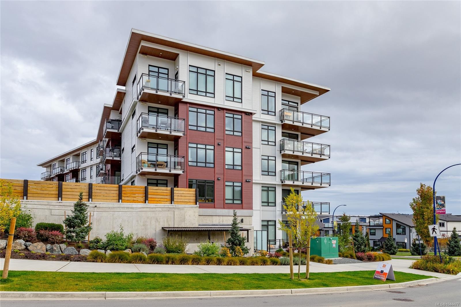 #314-1110 Samar Cres, Langford, BC - Outdoor With Facade