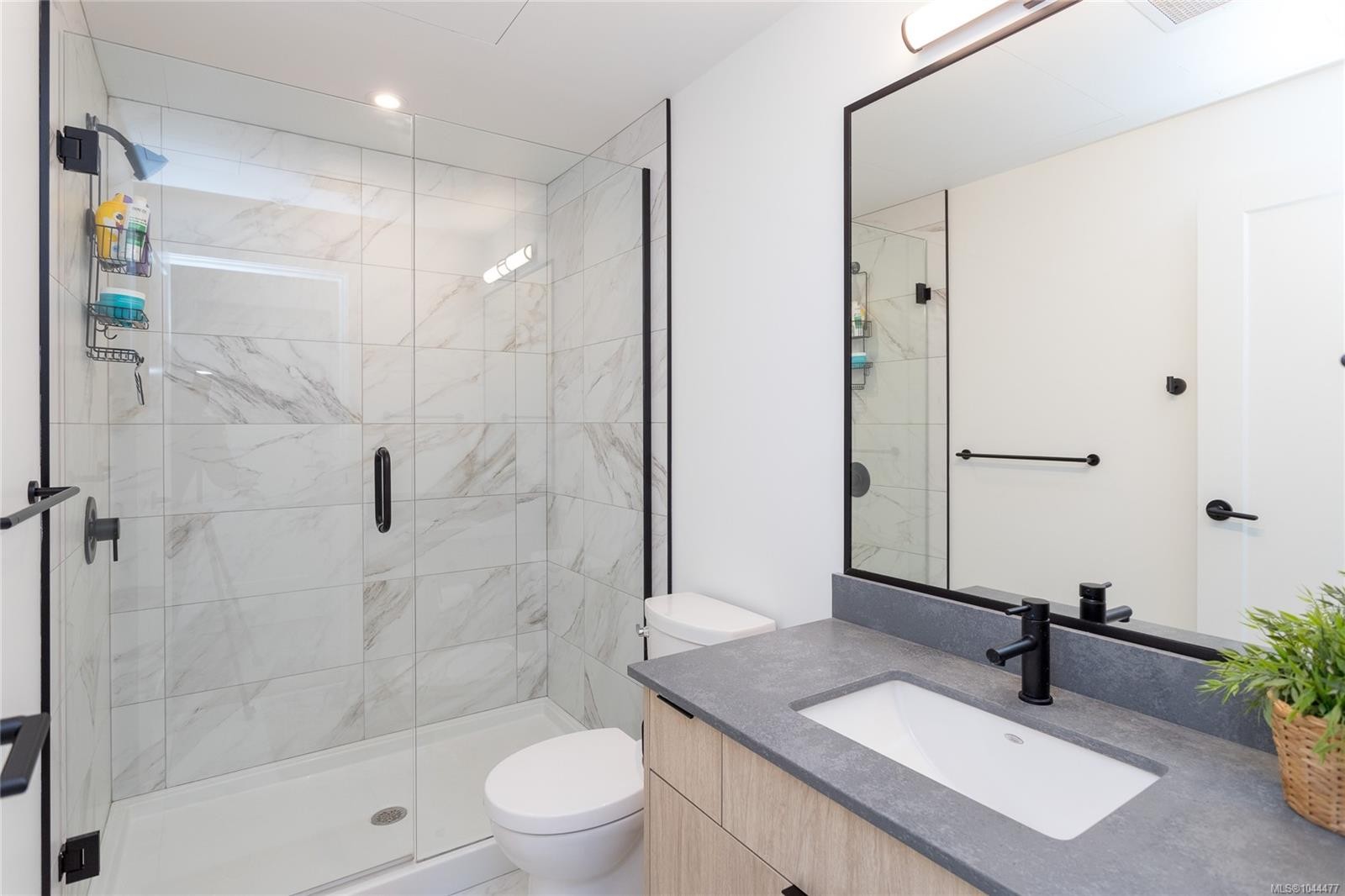 #314-1110 Samar Cres, Langford, BC - Indoor Photo Showing Bathroom