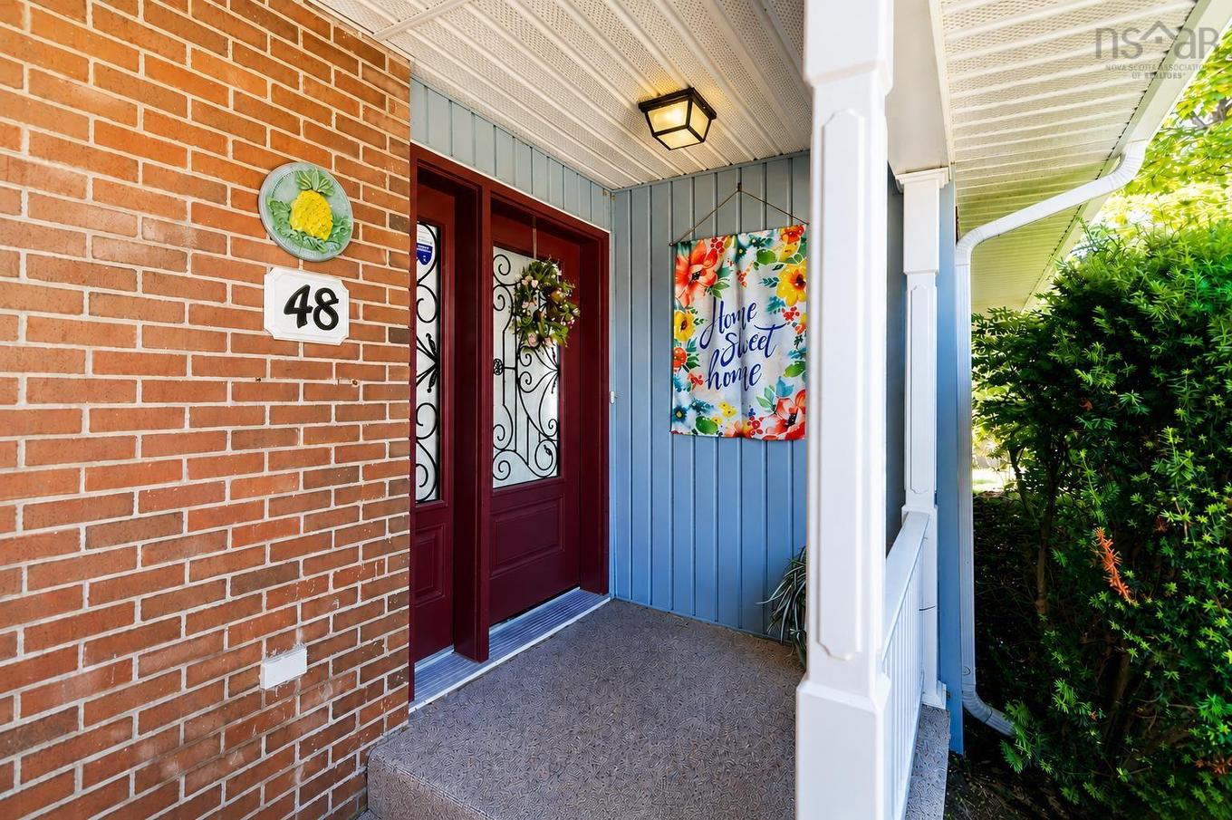48 Briarwood Crescent, Halifax, NS - Outdoor