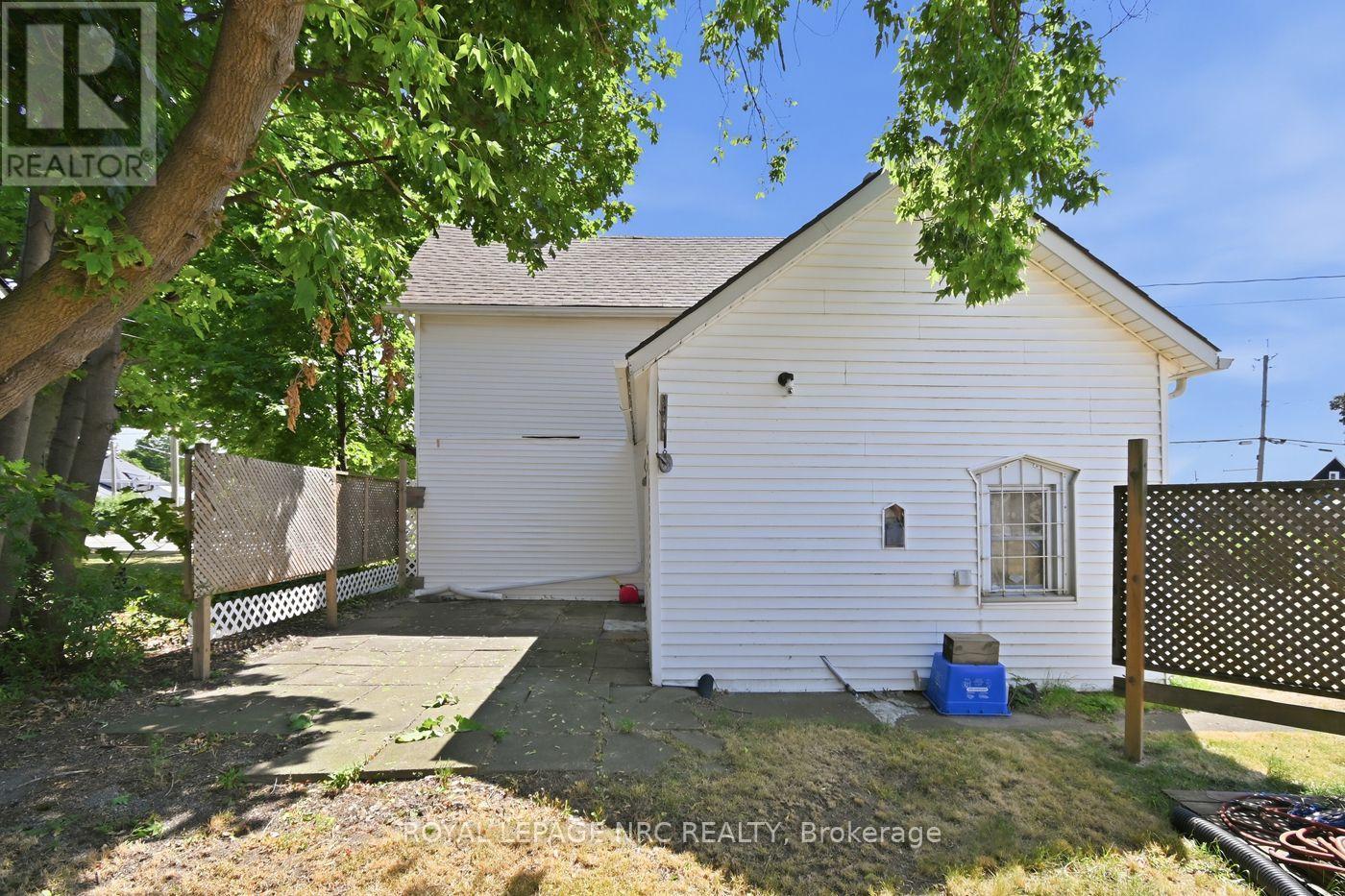 592 Fielden Avenue, Port Colborne (Main Street), ON - Outdoor With Exterior