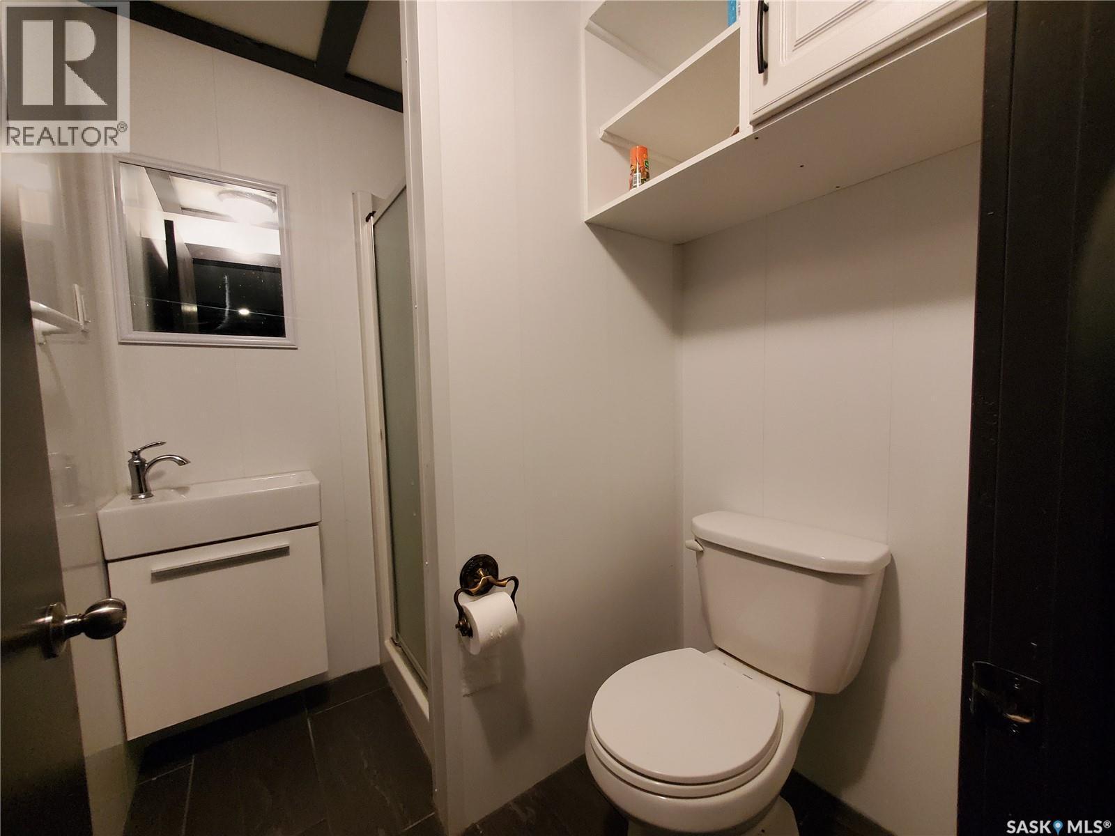 Neville Acreage, Neville, SK - Indoor Photo Showing Bathroom