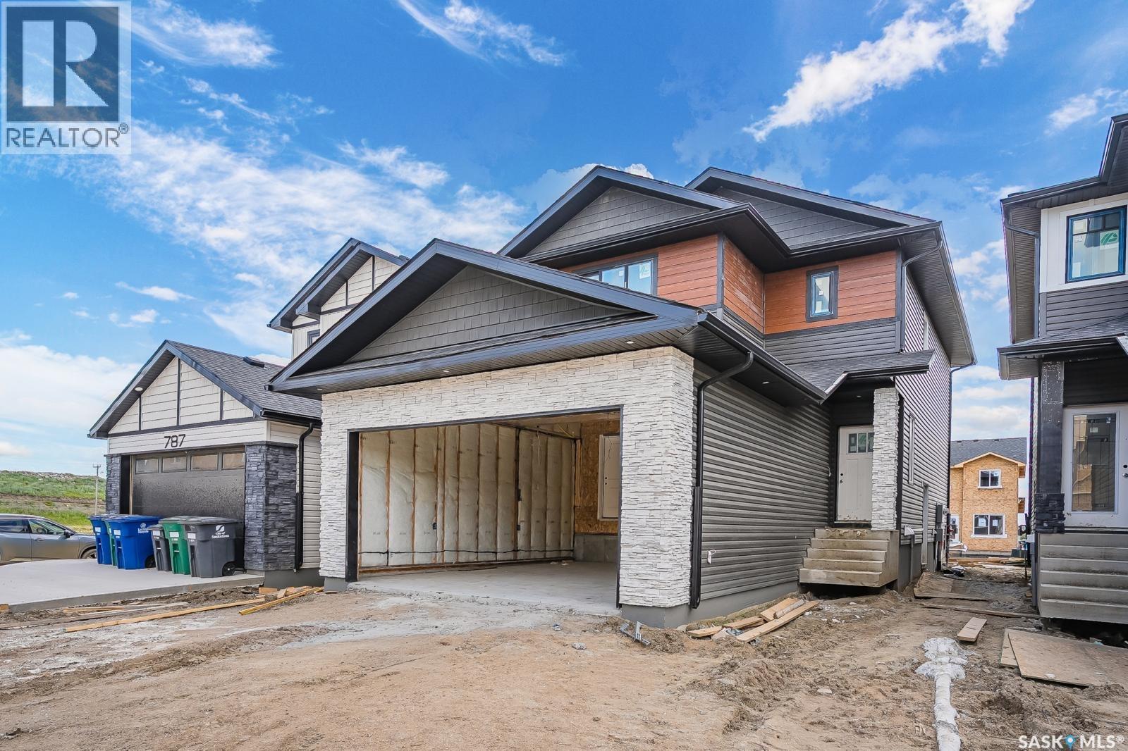 783 Nazarali Union, Saskatoon, SK - Outdoor