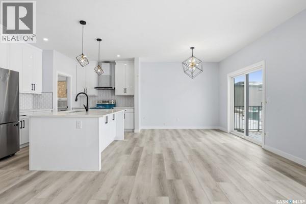 783 Nazarali Union, Saskatoon, SK - Indoor Photo Showing Kitchen With Upgraded Kitchen