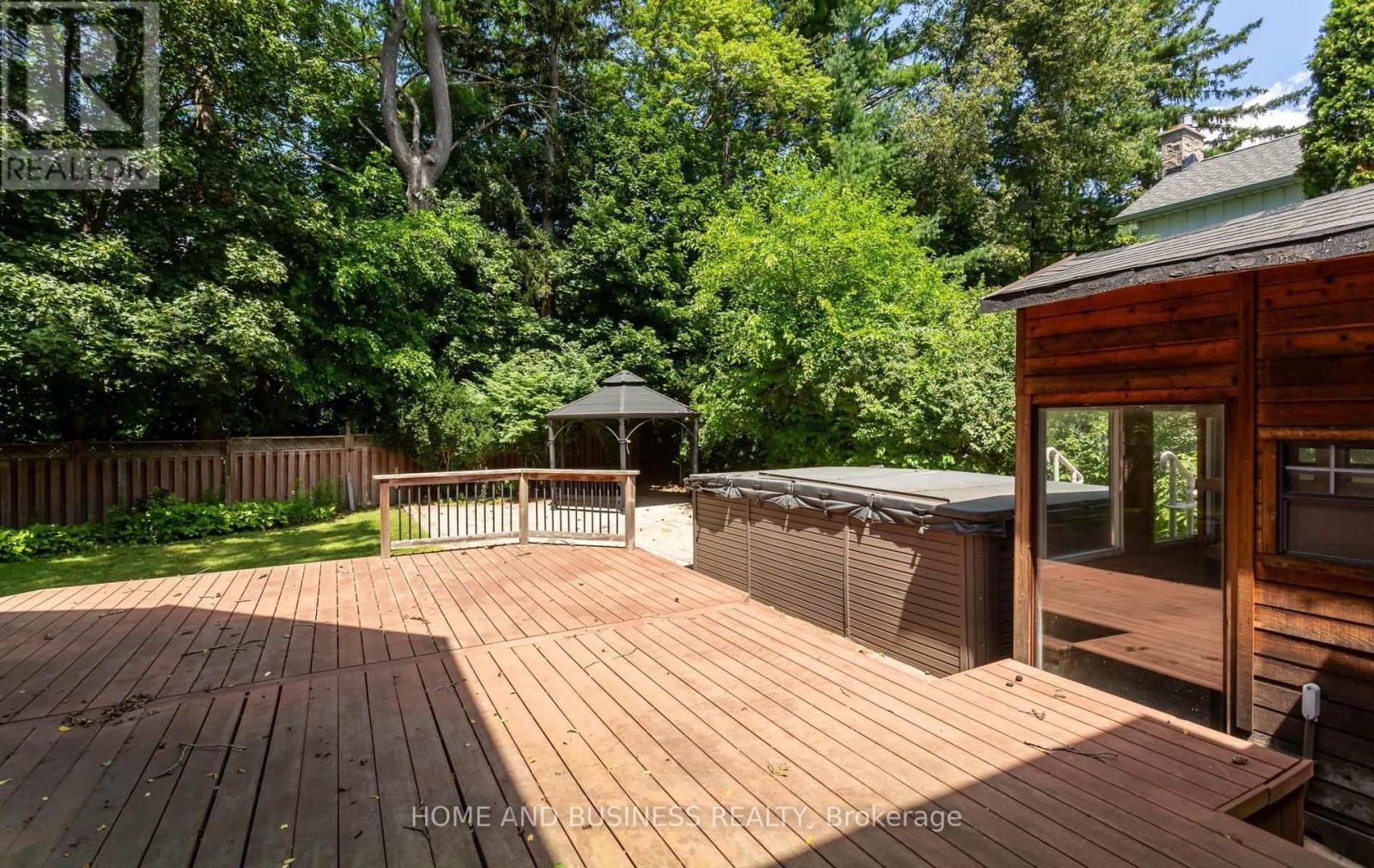 1755 Birchwood Drive, Mississauga, ON - Outdoor With Deck Patio Veranda