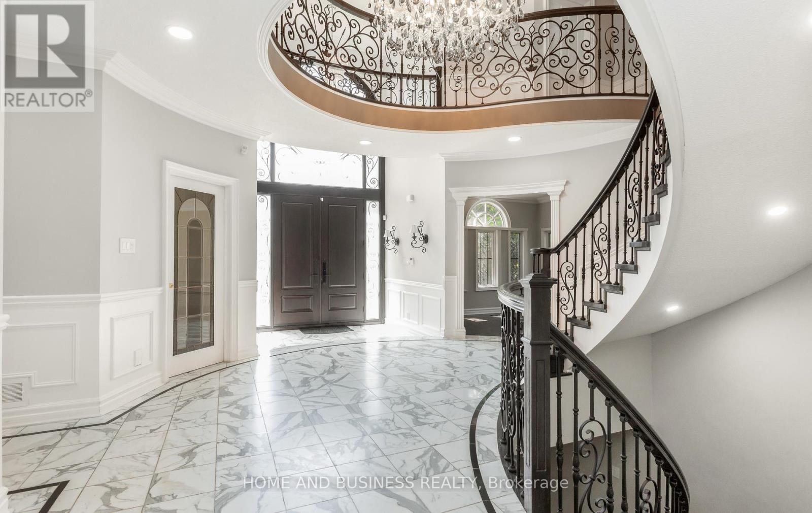 1755 Birchwood Drive, Mississauga, ON - Indoor Photo Showing Other Room
