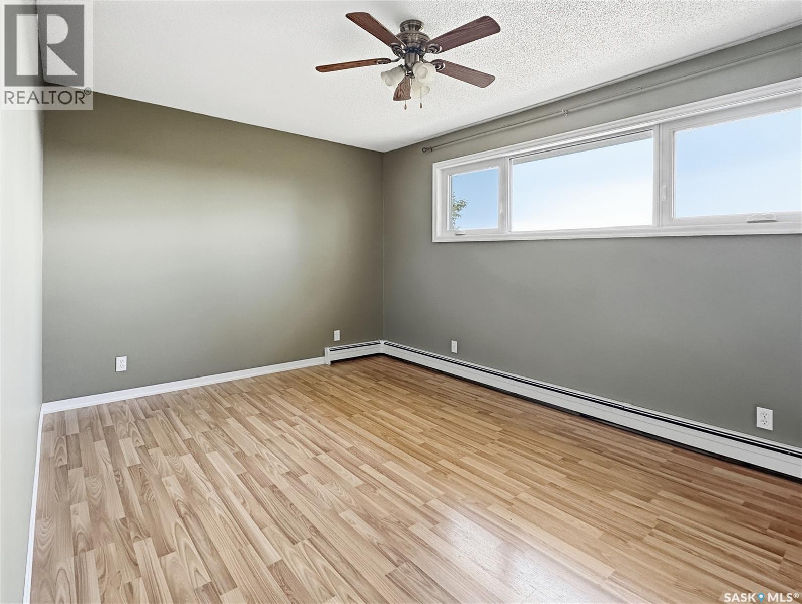609 Railway Avenue, Balcarres, SK - Indoor Photo Showing Other Room