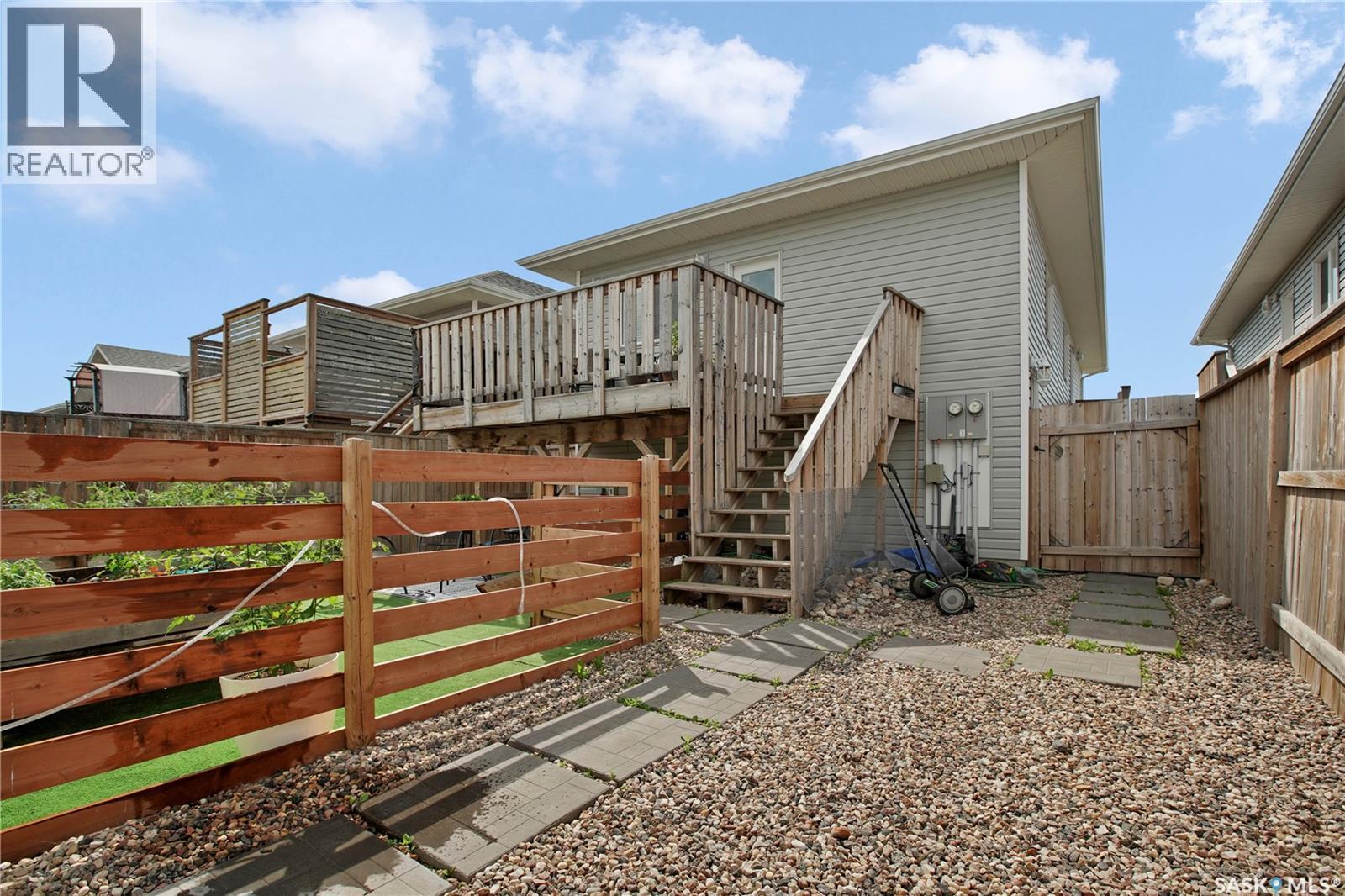 407 Boykowich Street, Saskatoon, SK - Outdoor