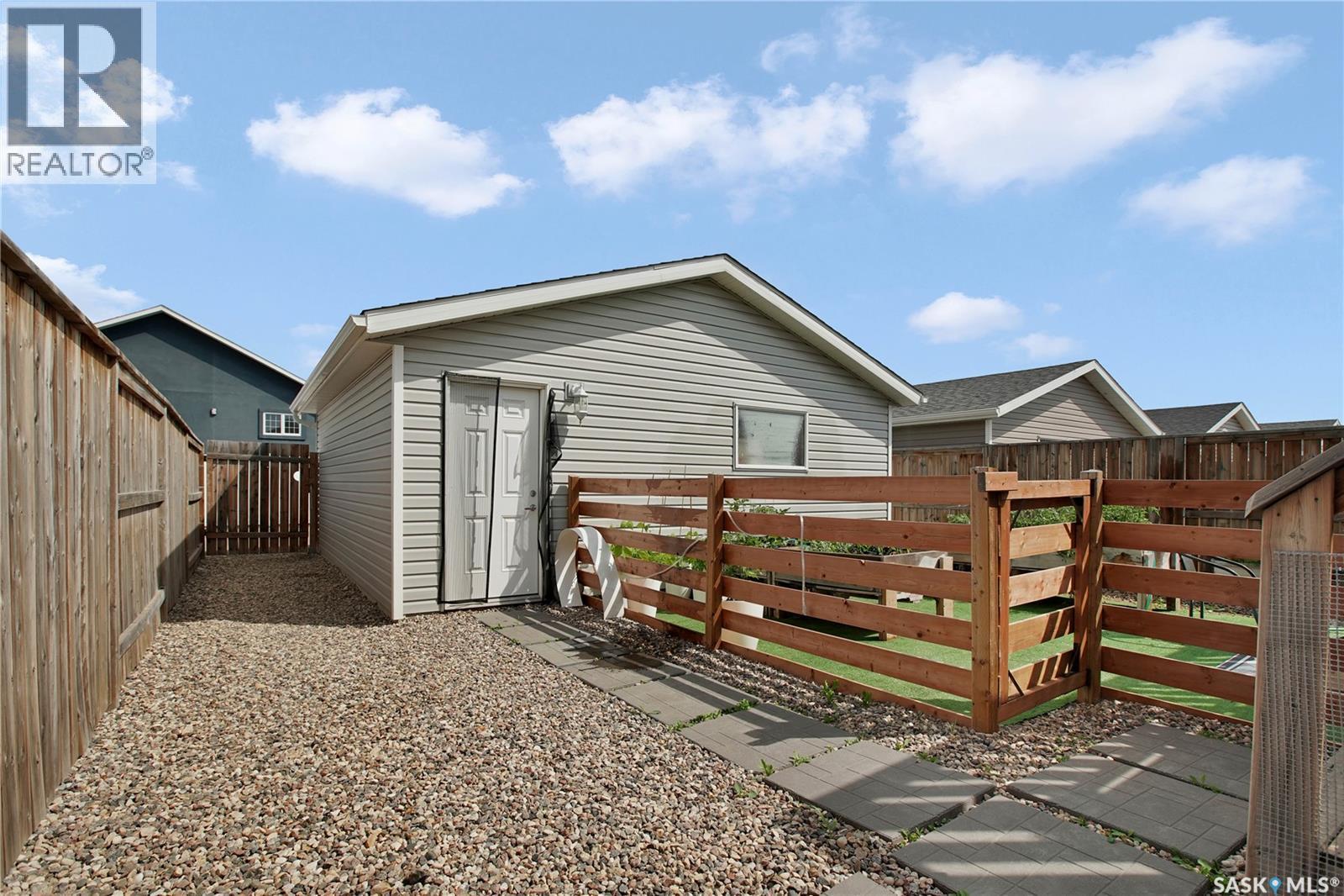 407 Boykowich Street, Saskatoon, SK - Outdoor With Exterior