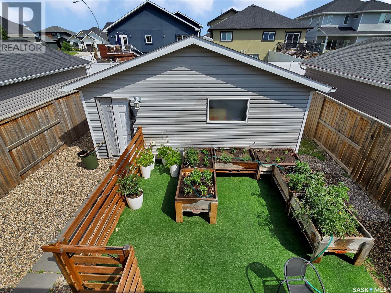 407 Boykowich Street, Saskatoon, SK - Outdoor