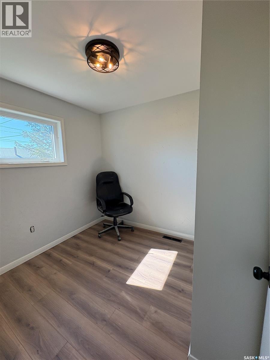 401 2Nd Avenue N, Rose Valley, SK - Indoor
