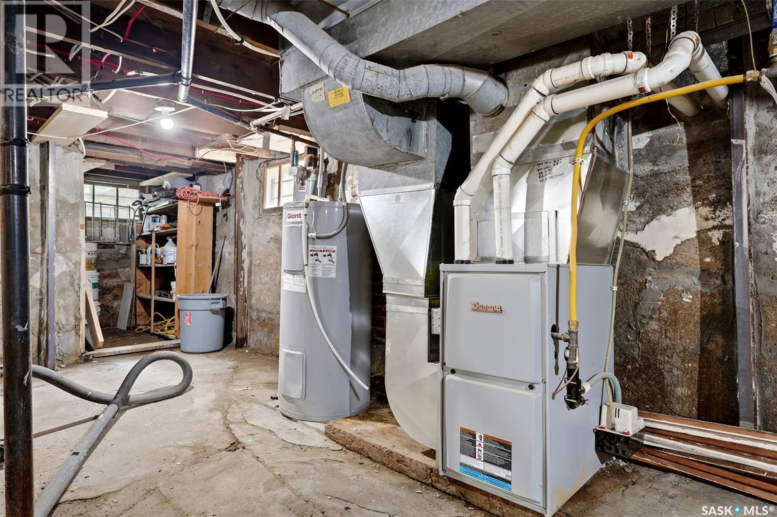 1555 Retallack Street, Regina, SK - Indoor Photo Showing Basement