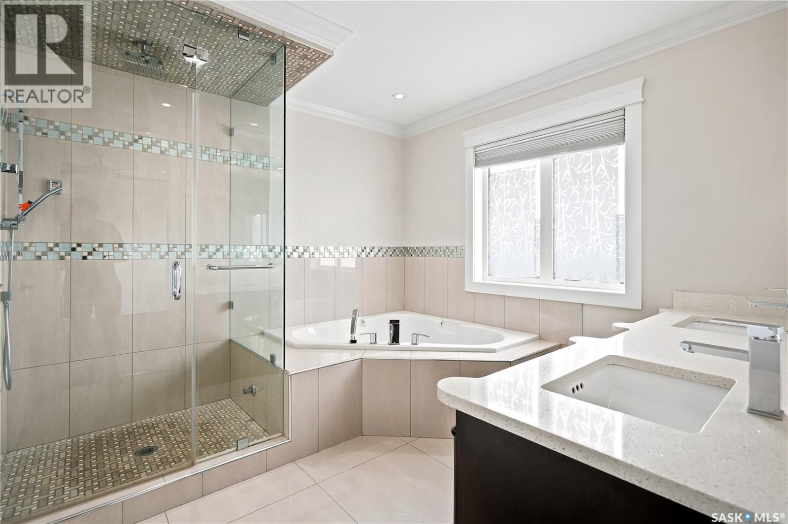 3325 Green Brook Road, Regina, SK - Indoor Photo Showing Bathroom