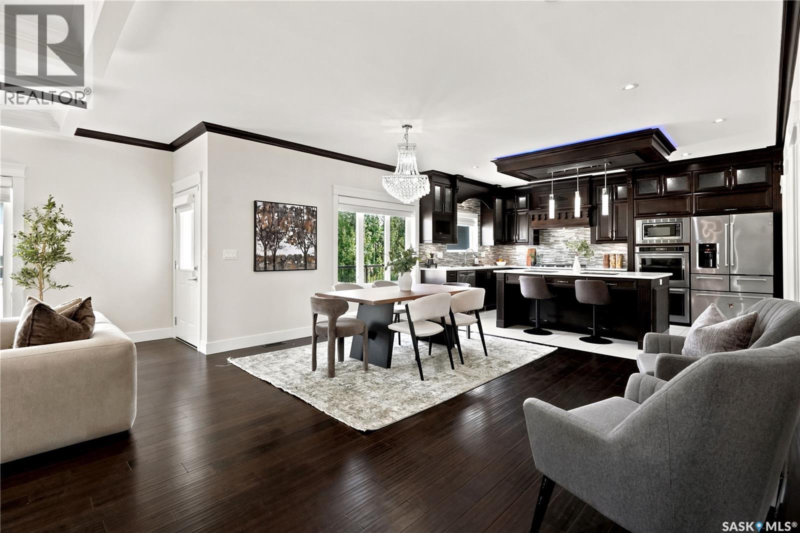 3325 Green Brook Road, Regina, SK - Indoor Photo Showing Living Room