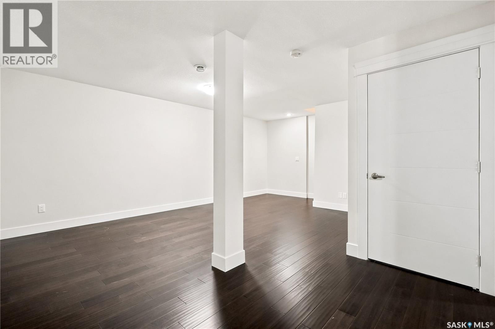 3325 Green Brook Road, Regina, SK - Indoor Photo Showing Other Room