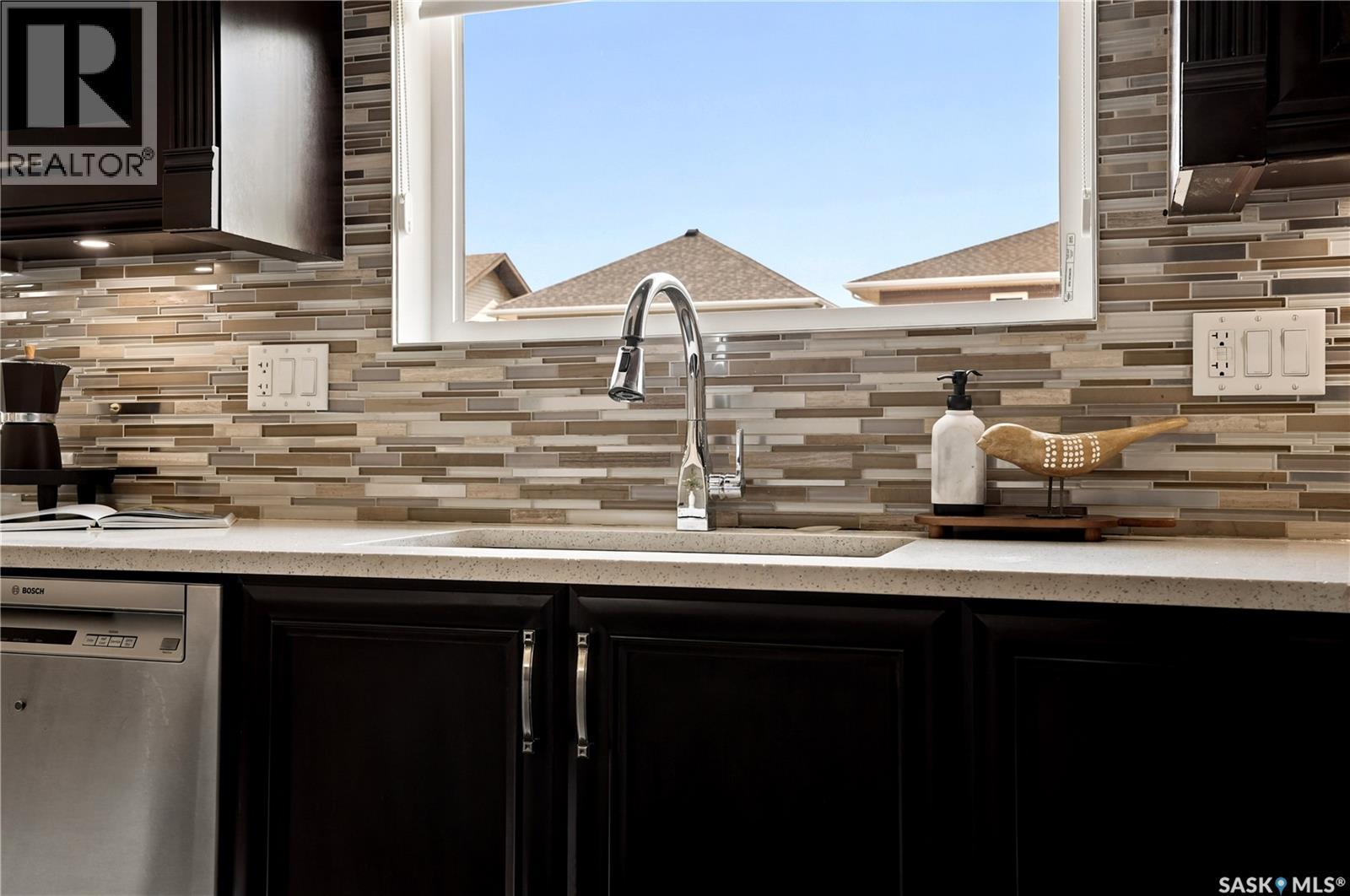 3325 Green Brook Road, Regina, SK - Indoor