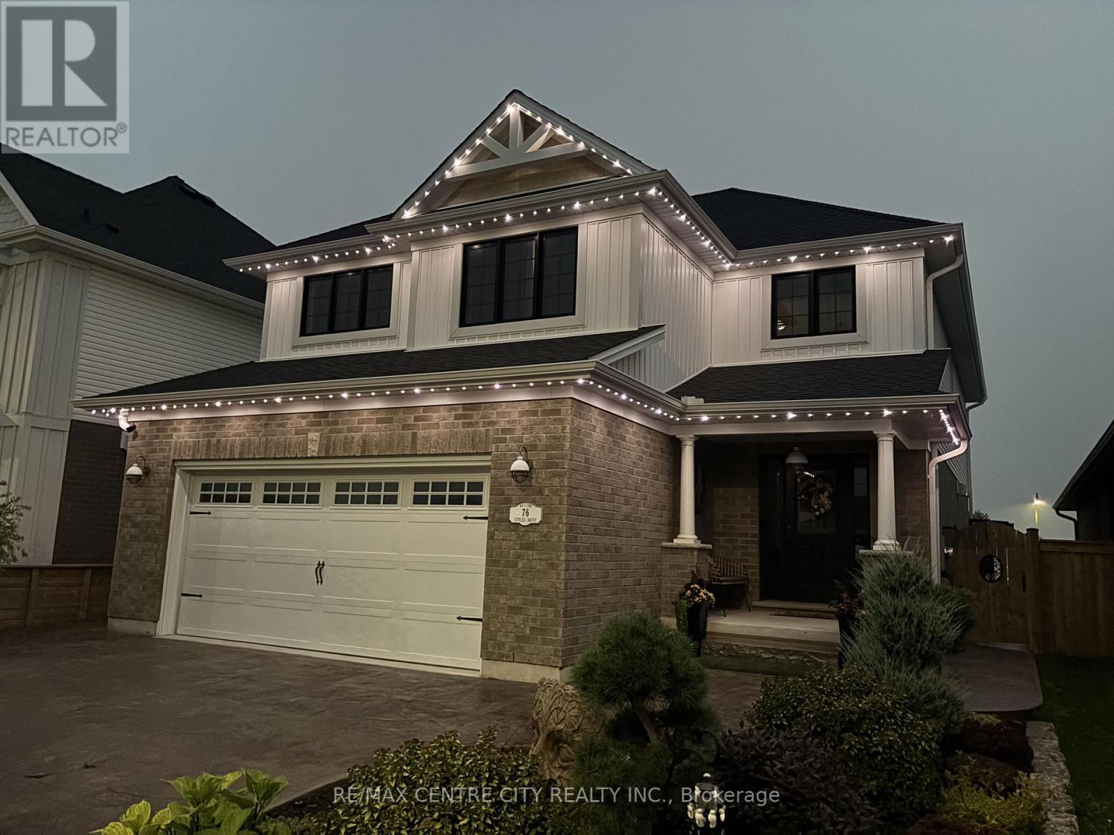 Celebration lights-for year round lighting - 76 Styles Drive, St. Thomas, ON - Outdoor