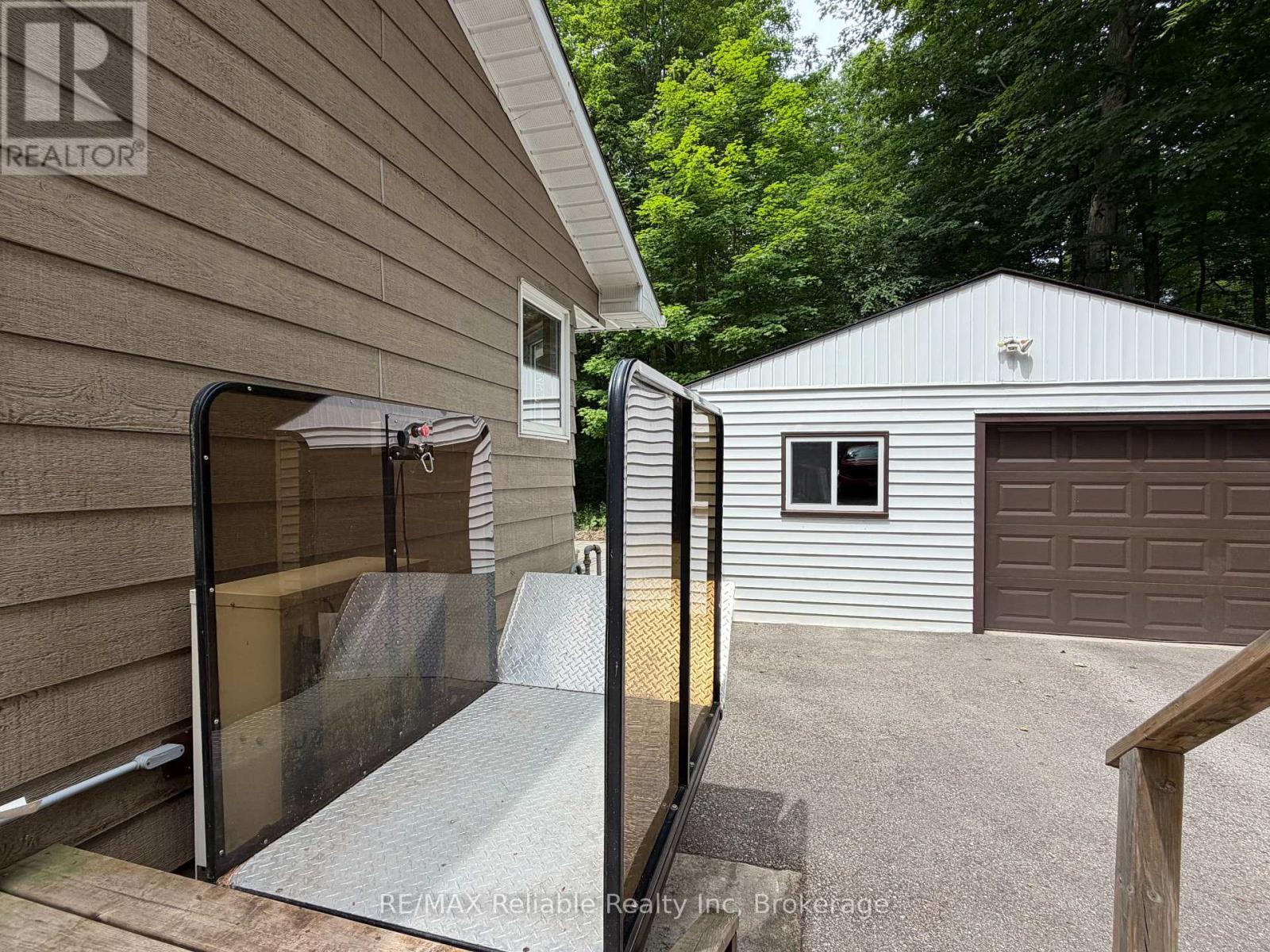 117 Tamarack Drive, Central Huron (Goderich), ON - Outdoor With Exterior