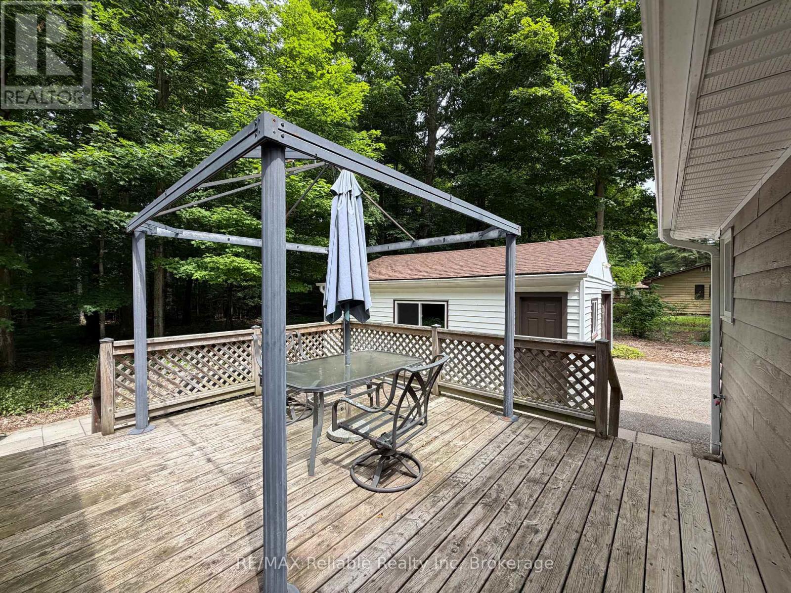 117 Tamarack Drive, Central Huron (Goderich), ON - Outdoor With Deck Patio Veranda With Exterior