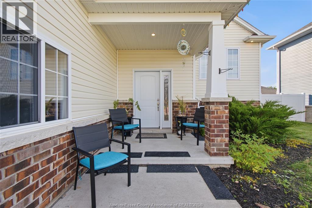6 Joaney Lane, Cottam, ON - Outdoor With Exterior
