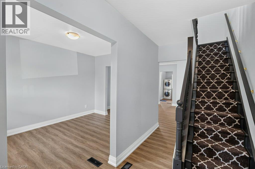 149 Lottridge Street, Hamilton, ON - Indoor Photo Showing Other Room