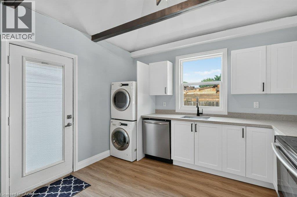 149 Lottridge Street, Hamilton, ON - Indoor Photo Showing Other Room