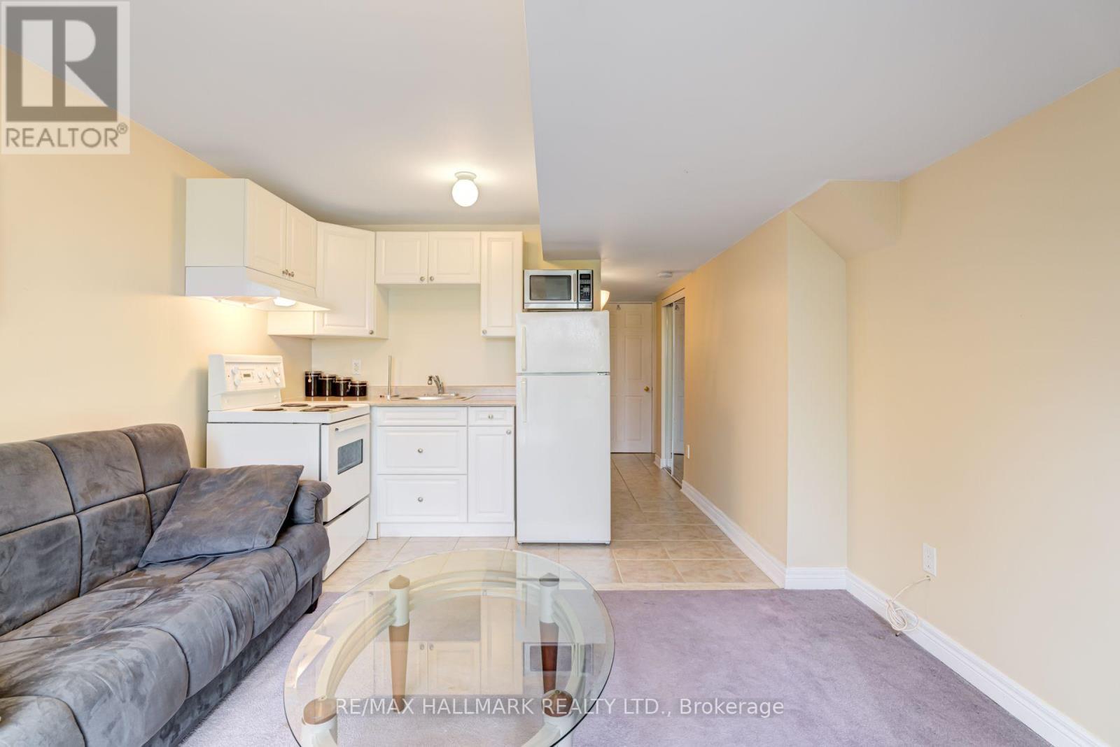 Bsmt - 97 Maple Ridge Crescent, Markham, ON - Indoor Photo Showing Kitchen