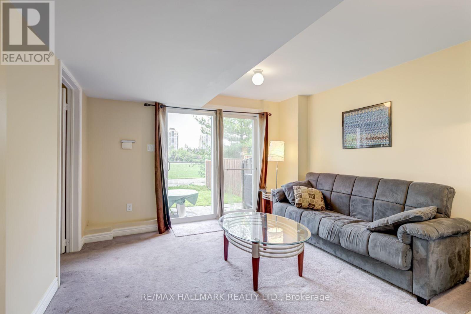Bsmt - 97 Maple Ridge Crescent, Markham, ON - Indoor Photo Showing Living Room