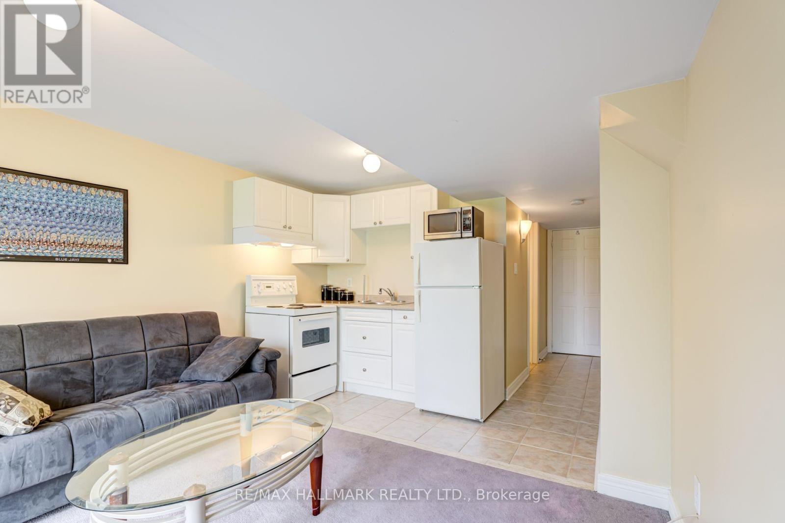 Bsmt - 97 Maple Ridge Crescent, Markham, ON - Indoor Photo Showing Kitchen